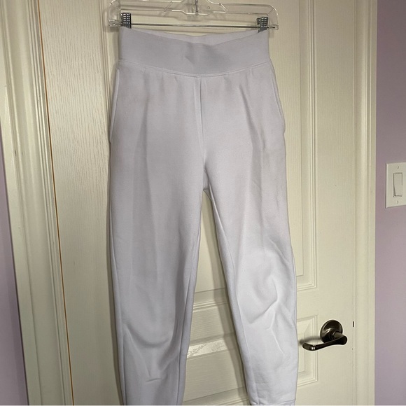 Aritzia TNA Cozyaf Perfect Pocket Sweatpants - Picture 1 of 3
